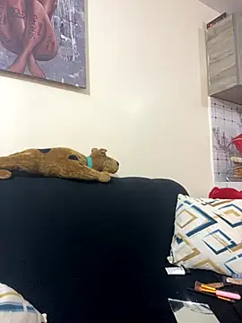 hoely grail01 online show from November 29, 7:14 pm