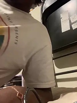 Snapshot of gaimov3r2024 chatting on November 5, 8:28 am gaimov3r2024 online show from November 5, 8:28 am