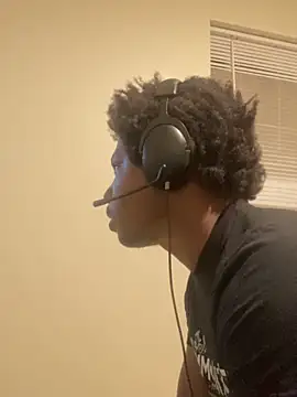 Snapshot of gaimov3r2024 chatting on November 12, 4:38 am gaimov3r2024 online show from November 12, 4:38 am