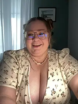 Snapshot of Chloe_WS chatting on February 6, 12:15 pm Chloe WS online show from February 6, 12:15 pm