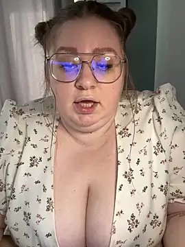 Snapshot of Chloe_WS chatting on February 22, 6:39 am Chloe WS online show from February 22, 6:39 am