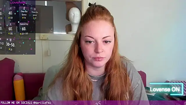 aaprill online show from November 15, 8:07 am