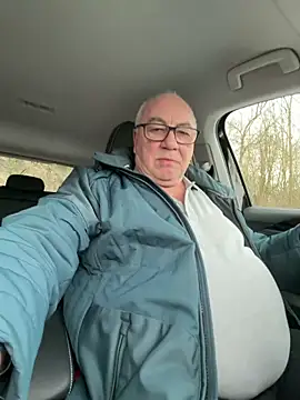 biggandybig online show from February 19, 8:00 am