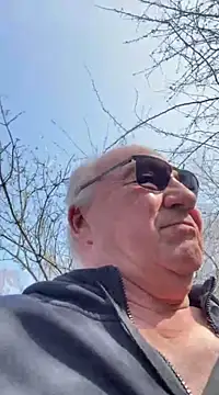 biggandybig online show from March 8, 12:41 pm