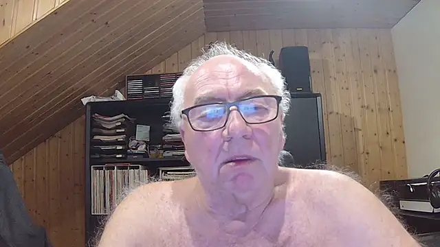 biggandybig online show from February 9, 11:03 pm