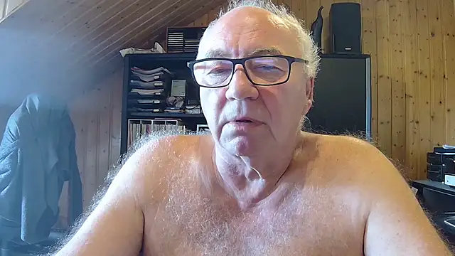 biggandybig online show from May 18, 6:07 am
