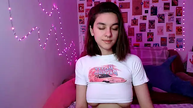 Snapshot of Celine_Dionn chatting on January 7, 1:24 pm Celine Dionn online show from January 7, 1:24 pm