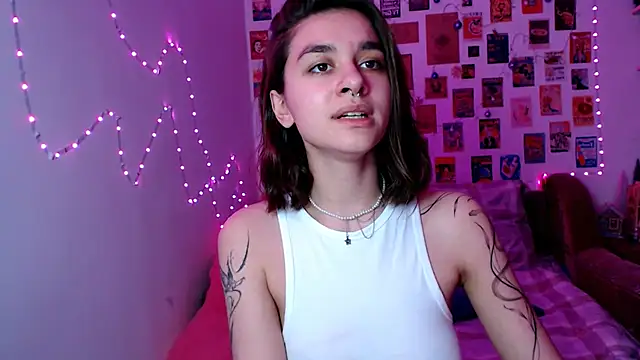 Snapshot of Celine_Dionn chatting on January 25, 12:37 pm Celine Dionn online show from January 25, 12:37 pm