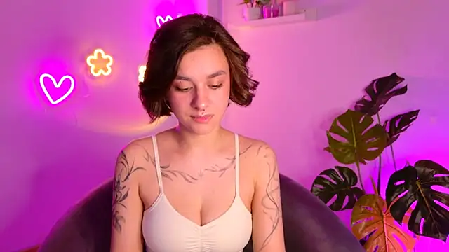 Celine Dionn online show from May 9, 5:11 am