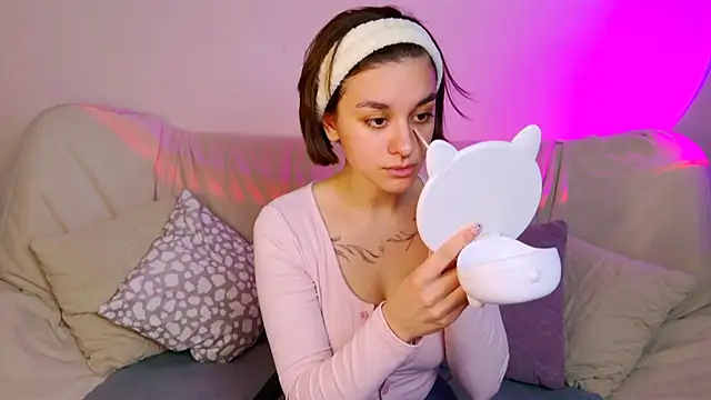 Celine Dionn online show from May 22, 3:59 am