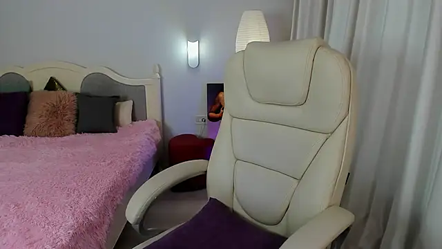 Snapshot of Eva_Rosec chatting on January 18, 10:49 am Eva Rosec online show from January 18, 10:49 am