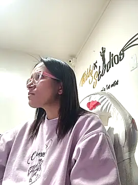 Yaumiko online show from October 27, 11:55 am