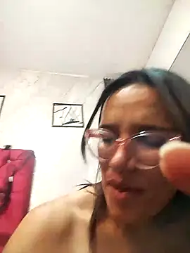 Yaumiko online show from November 3, 9:02 am