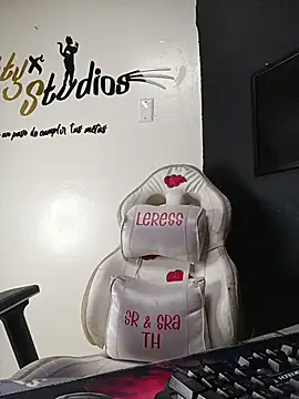 Yaumiko online show from November 27, 7:14 pm