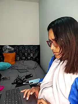 Yaumiko online show from March 4, 8:16 pm