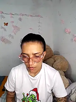 Yaumiko online show from February 5, 11:28 am