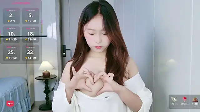 Snapshot of kaka622 chatting on November 11, 9:37 am kaka622 online show from November 11, 9:37 am