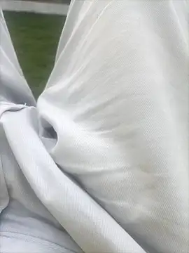 Snapshot of princeblore chatting on December 3, 11:09 am princeblore online show from December 3, 11:09 am