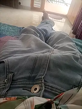 Snapshot of princeblore chatting on November 8, 9:46 am princeblore online show from November 8, 9:46 am