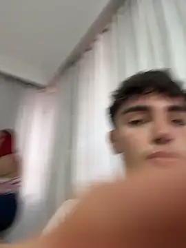 KittySkirtt1 online show from March 4, 10:50 pm