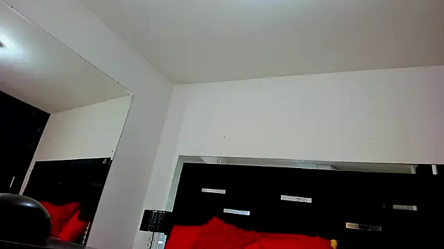 Snapshot of Loremhotsex chatting on September 27, 7:31 pm Loremhotsex online show from September 27, 7:31 pm