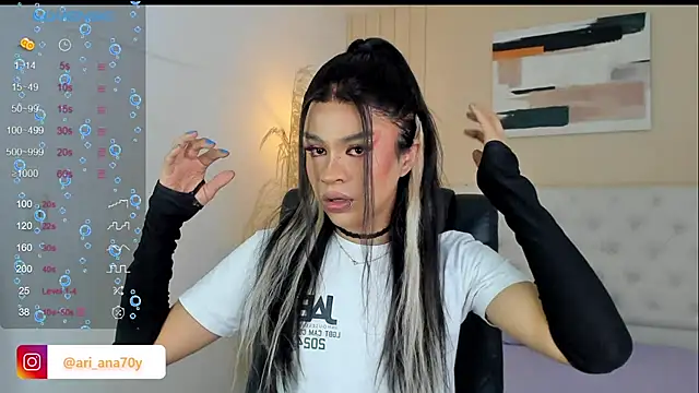 LOISE-XX online show from November 13, 6:17 am