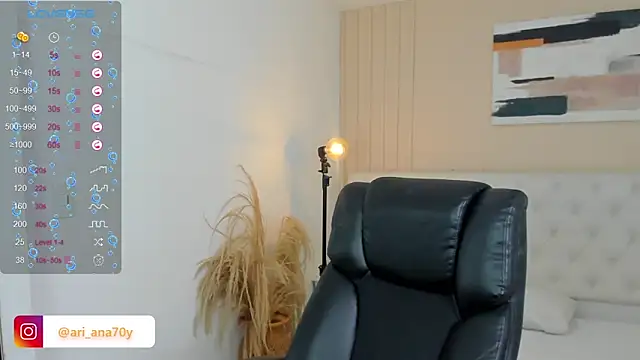 LOISE-XX online show from February 25, 5:07 am