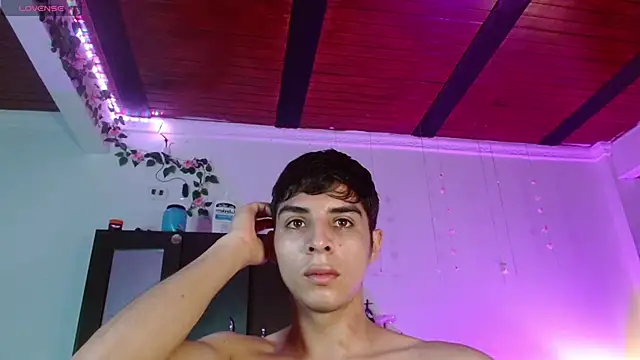 justin alexxx online show from December 2, 7:22 pm