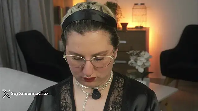 Ximenna Cruz online show from March 18, 9:48 pm