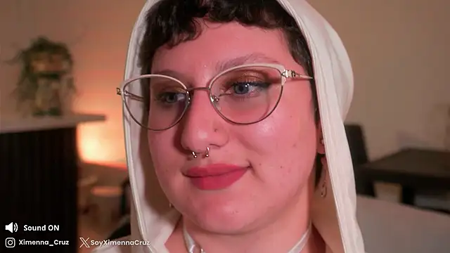 Ximenna Cruz online show from September 16, 9:38 pm