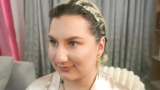 Ximenna Cruz online show from March 31, 9:06 pm