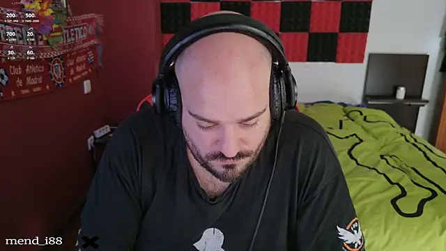 menditeta1 online show from April 8, 4:19 pm