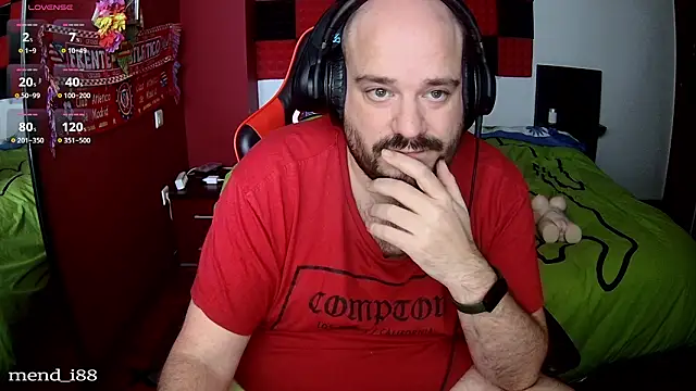 menditeta1 online show from March 4, 8:38 pm