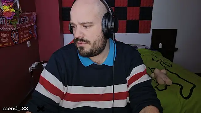 menditeta1 online show from March 19, 9:15 pm