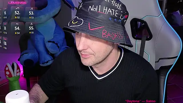 Gil gamesh90 online show from April 8, 5:36 pm