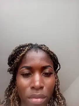 givana love online show from December 13, 10:02 pm