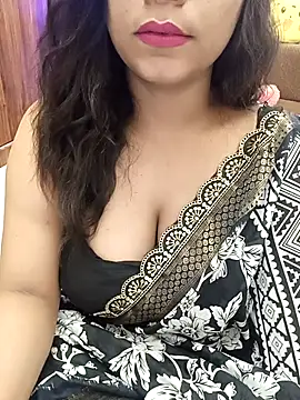Snapshot of Divya_girl chatting on June 17, 11:53 am Divya girl online show from June 17, 11:53 am
