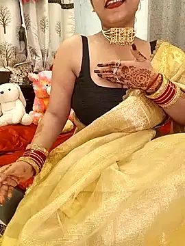 Snapshot of Divya_girl chatting on October 12, 3:24 pm Divya girl online show from October 12, 3:24 pm