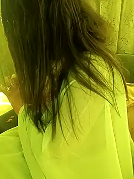 Snapshot of Divya_girl chatting on March 18, 3:01 pm Divya girl online show from March 18, 3:01 pm