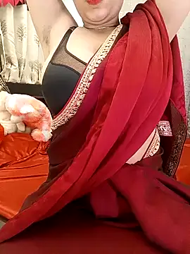 Snapshot of Divya_girl chatting on October 15, 10:29 pm Divya girl online show from October 15, 10:29 pm