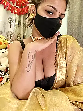 Snapshot of Divya_girl chatting on October 10, 9:21 am Divya girl online show from October 10, 9:21 am