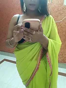 Snapshot of Divya_girl chatting on March 19, 12:34 pm Divya girl online show from March 19, 12:34 pm