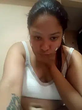 Snapshot of EAAM1 chatting on October 17, 7:37 pm EAAM1 online show from October 17, 7:37 pm