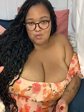 SweetLizzyBBW online show from June 20, 3:00 am