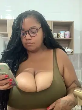 SweetLizzyBBW online show from May 18, 6:12 pm