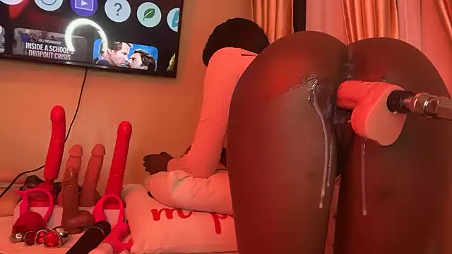 SexyAudreyFuck online show from June 12, 9:12 pm