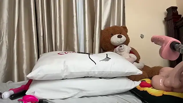 Snapshot of SexyAudreyFuck chatting on November 2, 2:11 pm SexyAudreyFuck online show from November 2, 2:11 pm