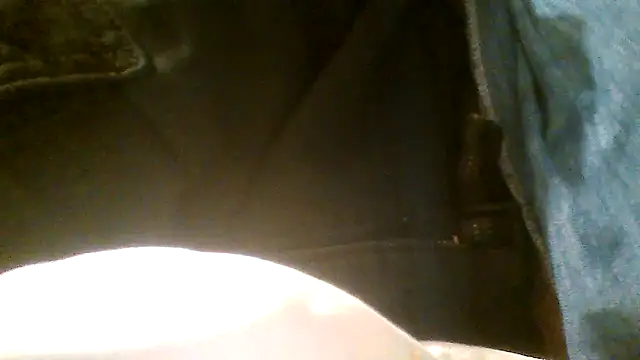 Snapshot of nuttinbuttcock69 chatting on May 27, 4:14 pm nuttinbuttcock69 online show from May 27, 4:14 pm