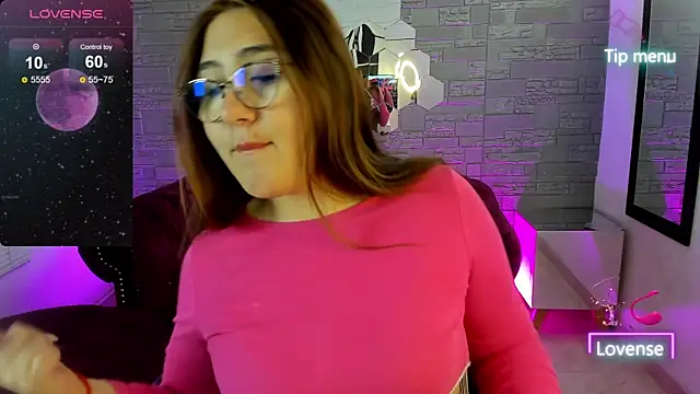 conniejames m online show from December 22, 12:38 pm