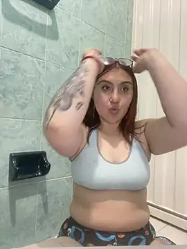 conniejames m online show from March 16, 2:41 am